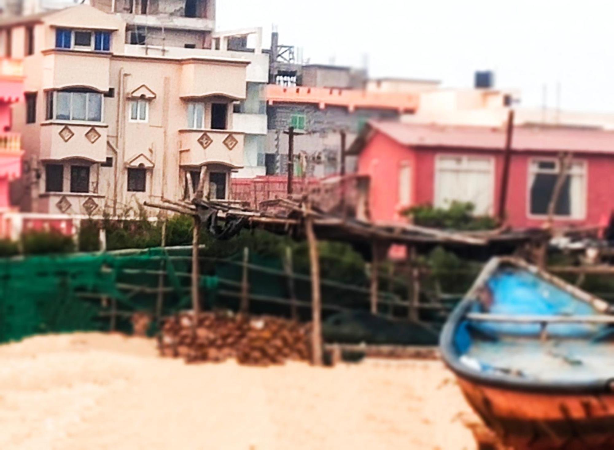 Ln Beach Homestay Puri Exterior photo